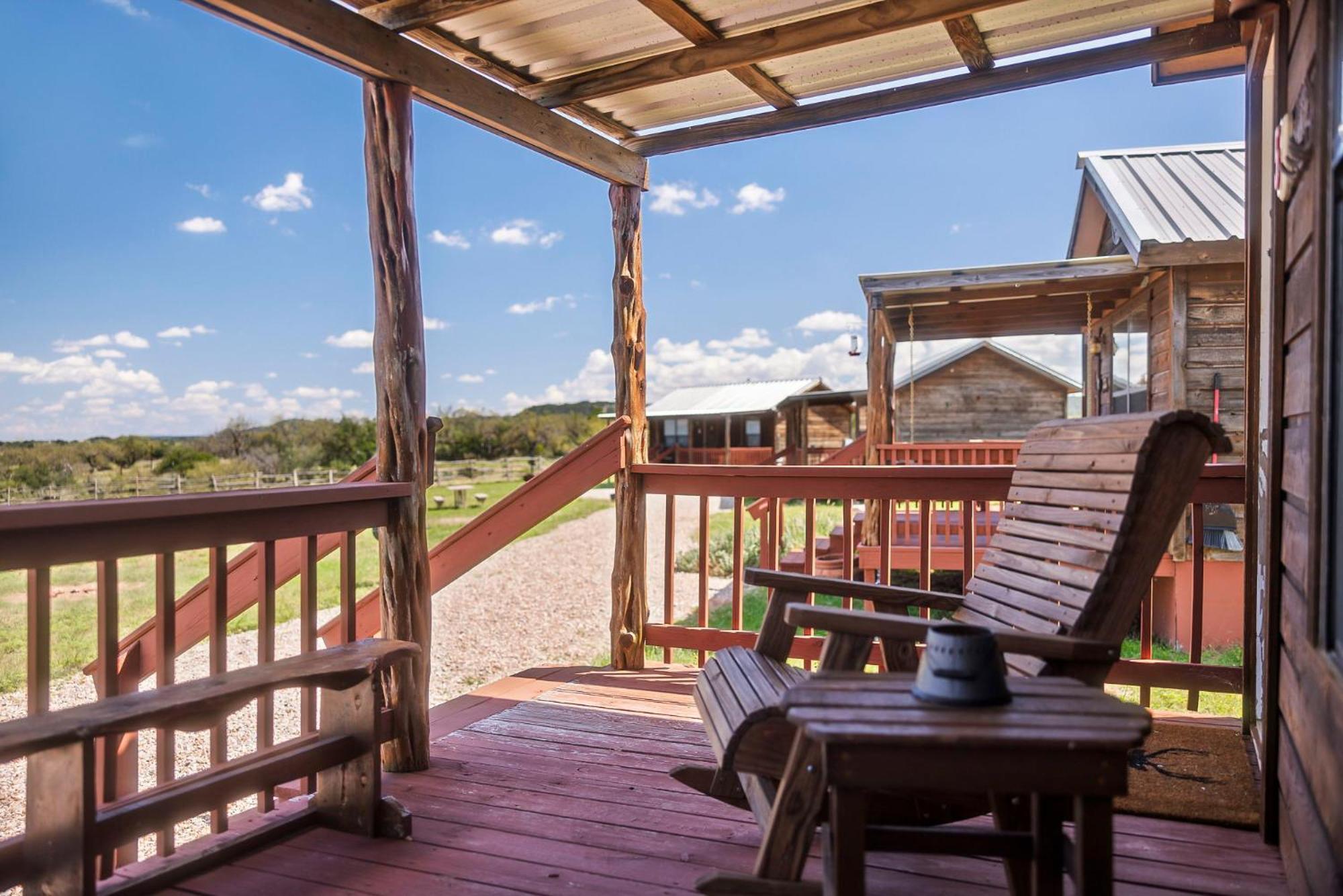 Enchanted Rockview Cabins Crabapple Exterior foto