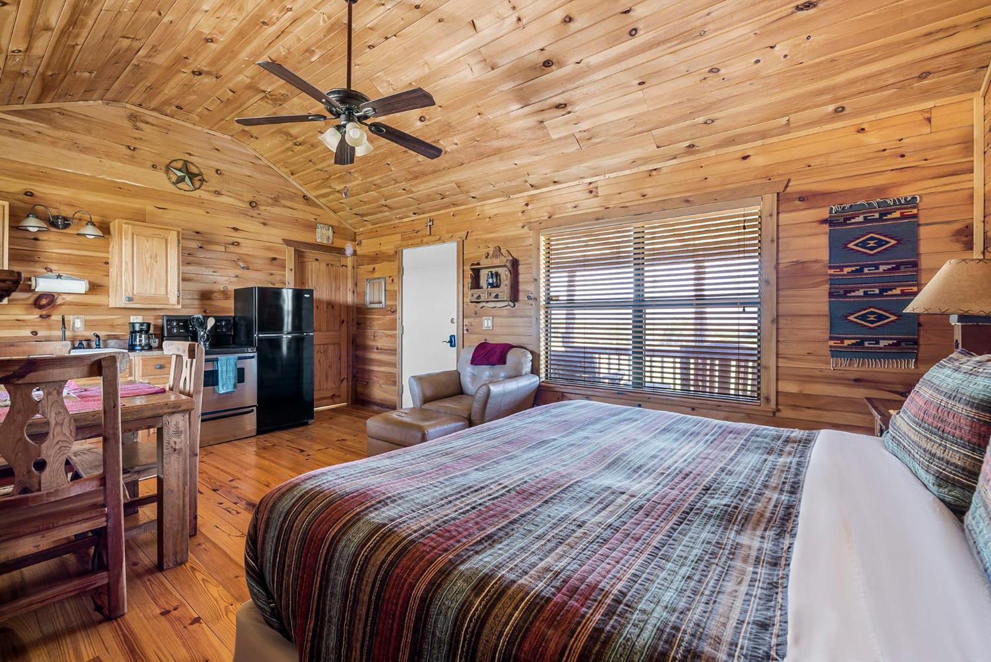 Enchanted Rockview Cabins Crabapple Quarto foto